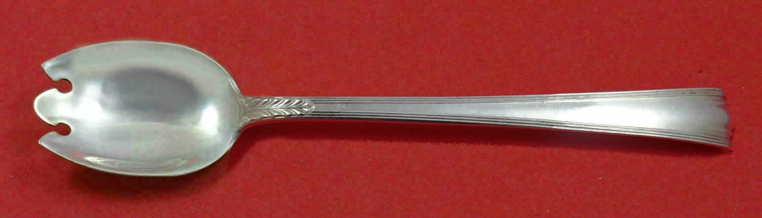 Lunt American Directoire Sterling Silver Dessert Fork 5 7/8 Custom Made: Lunt American Directoire Sterling Silver Dessert Fork 5 7/8 Custom Made Sterling silver dessert fork in the American Directoire pattern by Lunt. Custom made and measuring 5 7/8 inches, this pre-owned 