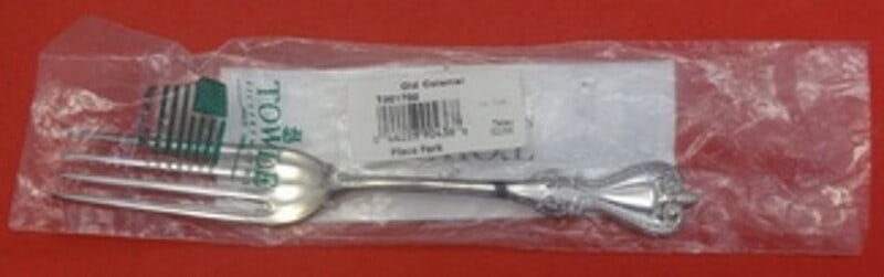 Towle Old Colonial sterling silver 7 inch regular flatware fork (1 of 2)