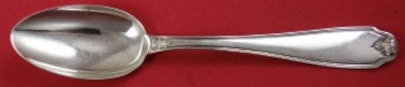 Buccellati Piedmont Sterling Silver 8 1/2 Dinner Spoon: Buccellati Piedmont Sterling Silver 8 1/2 Dinner Spoon A Buccellati Piedmont sterling silver dinner spoon measuring 8 1/2 inches. It is not monogrammed and is in excellent pre-owned condition. Made in