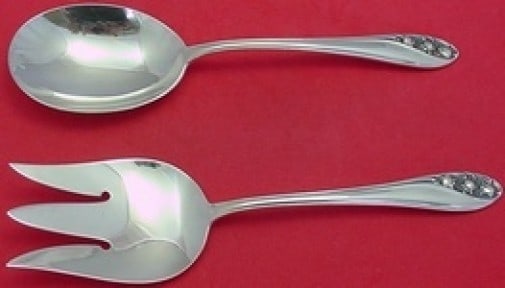 Gorham 2pc Sterling Silver Salad Serving Set Lily of the Valley 9 inches: Gorham 2pc Sterling Silver Salad Serving Set Lily of the Valley 9 inches Enhance your dining experience with this exquisite 2-piece salad serving set by Gorham, crafted entirely from sterling silver. 