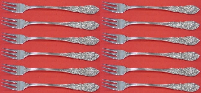 International Sterling Silver Richelieu Cocktail Fork Set 12 pcs: International Sterling Silver Richelieu Cocktail Fork Set 12 pcs Enhance your dining experience with this exquisite 12-piece cocktail fork set in the Richelieu pattern by International Sterling. Craft