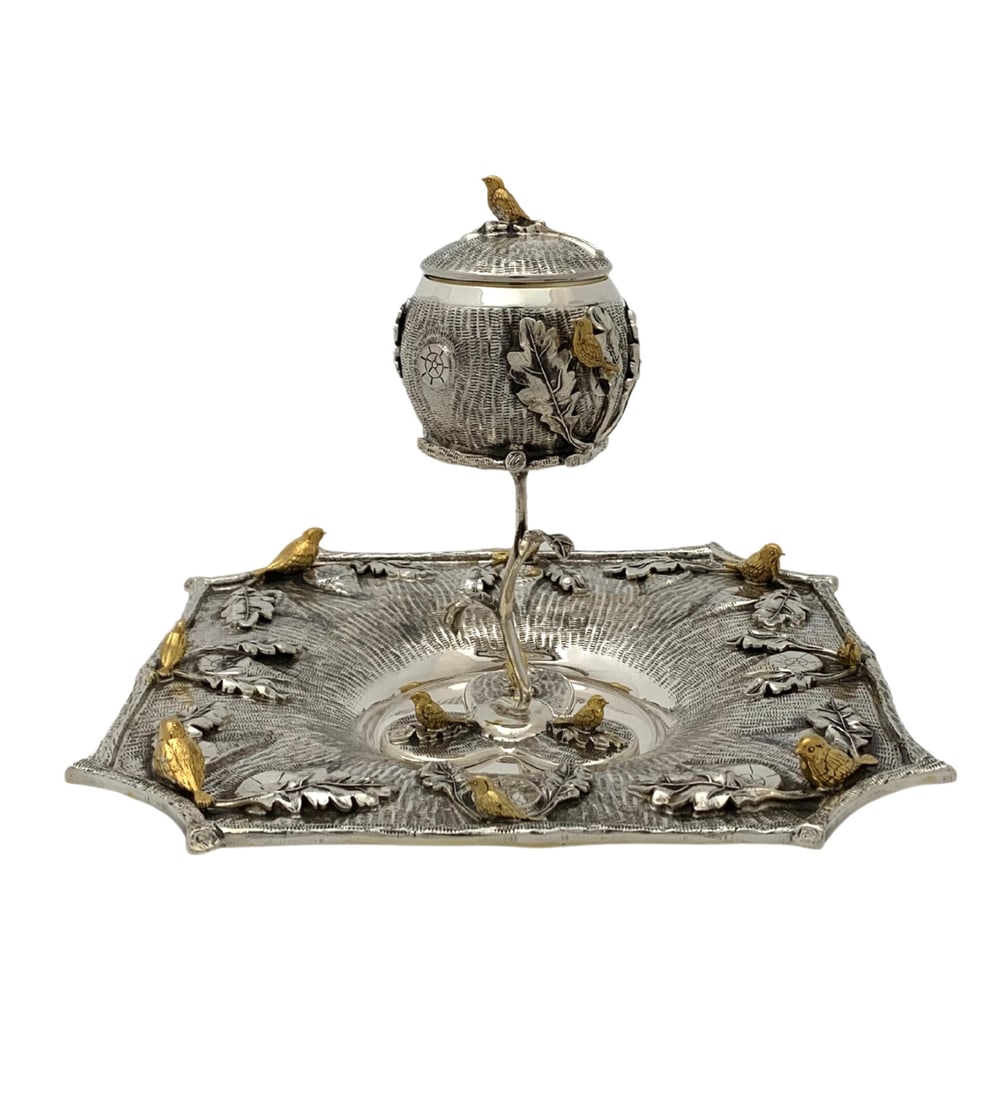 Handcrafted 925 Sterling Silver Gilded Bird Leaf Cup and Tray: Handcrafted 925 Sterling Silver Gilded Bird Leaf Cup and Tray This exquisite Rizhin cup and tray set is crafted from fine 925 sterling silver, featuring a stunning gilded finish. The handmade design s