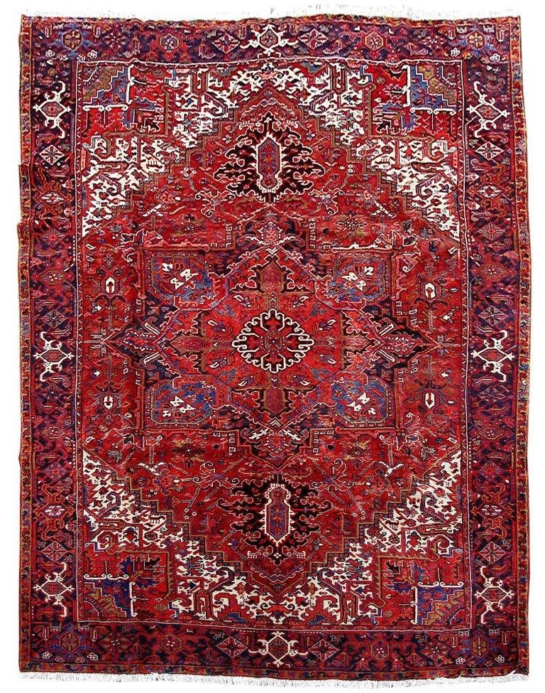 Handmade 9'10 x 13'2 Red Persian Heriz Rug Premium Wool: Handmade 9'10 x 13'2 Red Persian Heriz Rug Premium Wool Free continental US Shipping Introducing a captivating 9' 10" x 13' 2" Red Traditional Persian Heriz Rug, a timeless masterpiece that blends tra