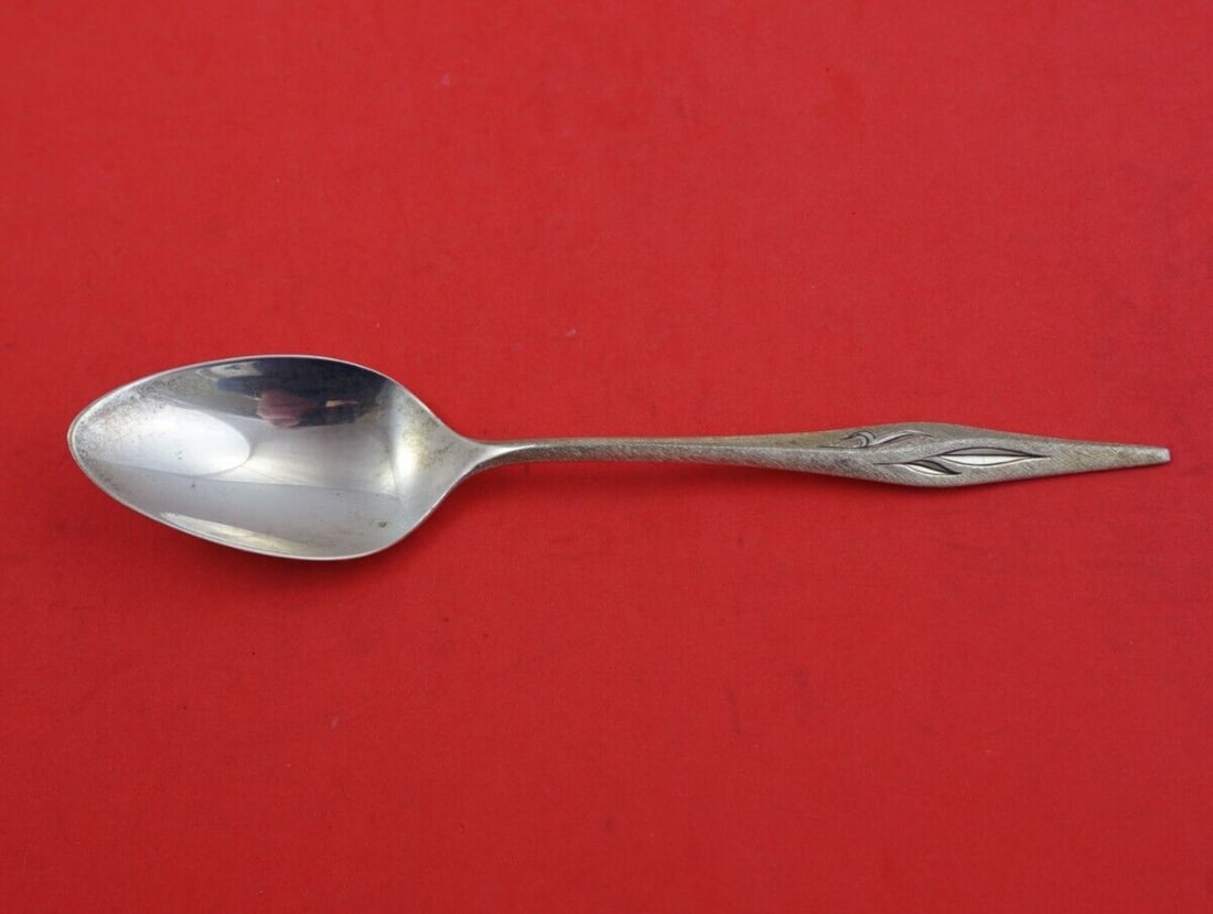 Wallace Still Mood Sterling Silver Soup Spoon 7 3/8 Inch Flatware: Wallace Still Mood Sterling Silver Soup Spoon 7 3/8 Inch Flatware This exquisite soup spoon is crafted from high-quality sterling silver (.925) and features the elegant Still Mood pattern by Wallace. 