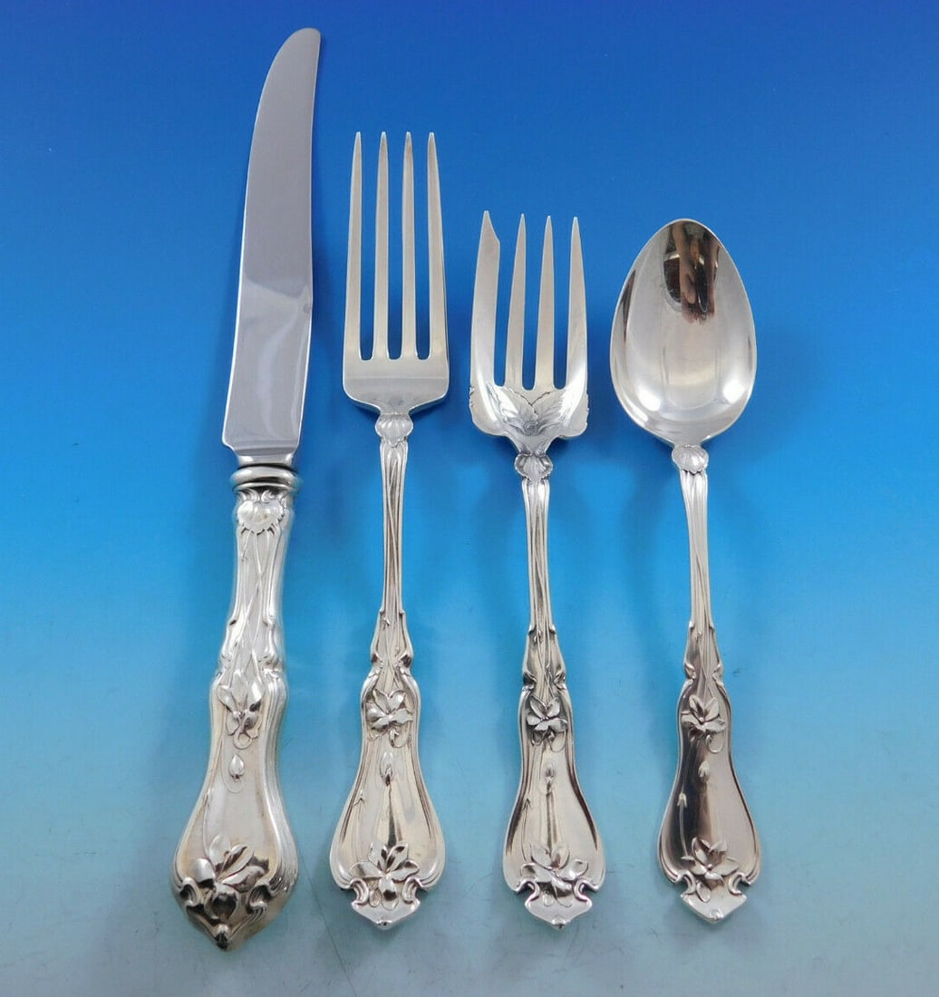 Whiting Violet Sterling Silver Flatware Set for 6 - 24 Pieces with Caddy: Whiting Violet Sterling Silver Flatware Set for 6 - 24 Pieces with Caddy Enhance your dining experience with the exquisite Violet flatware set by Whiting Manufacturing Co., featuring a stunning Art No