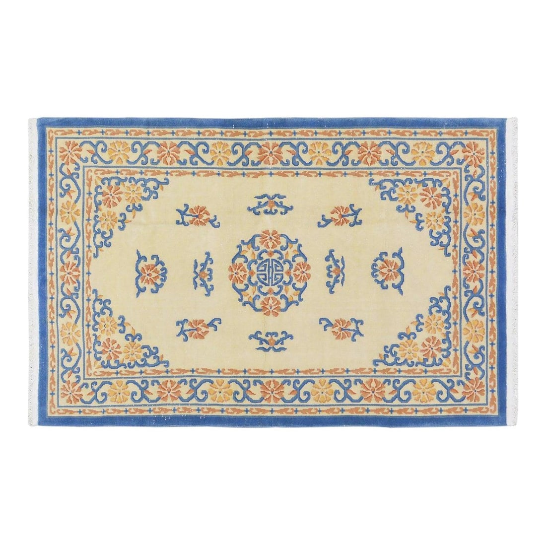 Handmade Wool Art Deco Chinese Area Rug 4'10 x 7'5 Tan: Handmade Wool Art Deco Chinese Area Rug 4'10 x 7'5 Tan This vintage Chinese Art Deco rug is hand-knotted from wool using traditional techniques. Its design blends classic craftsmanship with modern app