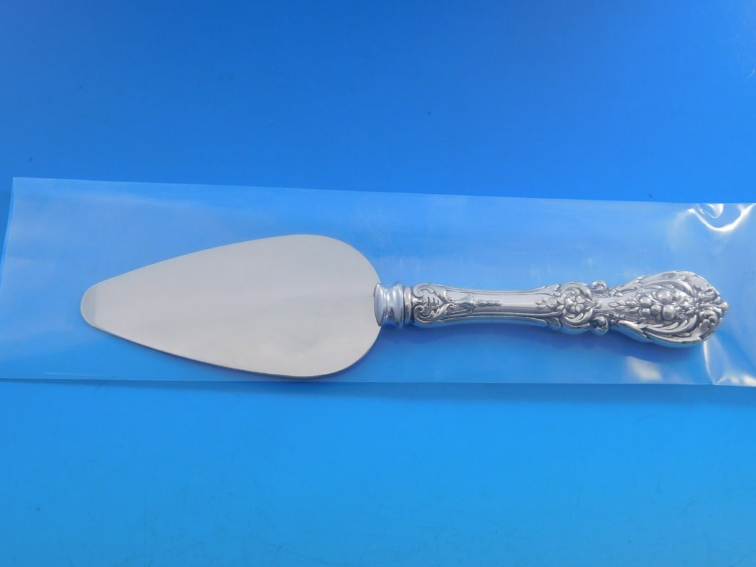 Reed & Barton Francis I Sterling Silver Cheese Server Custom 6 3/4": Reed & Barton Francis I Sterling Silver Cheese Server Custom 6 3/4" This exquisite cheese server features the iconic Francis I pattern by Reed & Barton, crafted from luxurious sterling silver. The ser