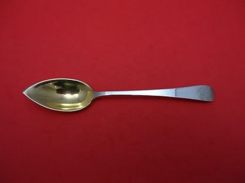 Gorham Covington sterling silver grapefruit spoon gold washed 5 7/8: Gorham Covington sterling silver grapefruit spoon gold washed 5 7/8 Covington by Gorham sterling silver grapefruit spoon with a gold-washed bowl, measuring 5 7/8 inches. It is monogrammed, with monos 