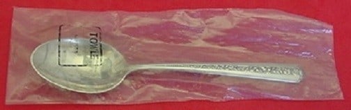 Towle Rambler Rose Sterling Silver Teaspoon 6 Inch Heirloom Flatware: Towle Rambler Rose Sterling Silver Teaspoon 6 Inch Heirloom Flatware This exquisite Rambler Rose teaspoon by Towle is crafted from high-quality sterling silver, making it a timeless addition to your f
