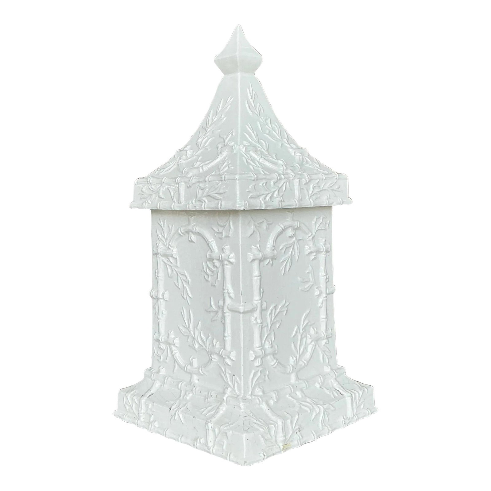 Vintage Boho Mottahedeh Ceramic Biscuit Jar Off-White: Vintage Boho Mottahedeh Ceramic Biscuit Jar Off-White Elevate your home decor with the Vintage Boho Mottahedeh Glazed Ceramic Biscuit Jar. This exquisite piece showcases a stunning bohemian design pai