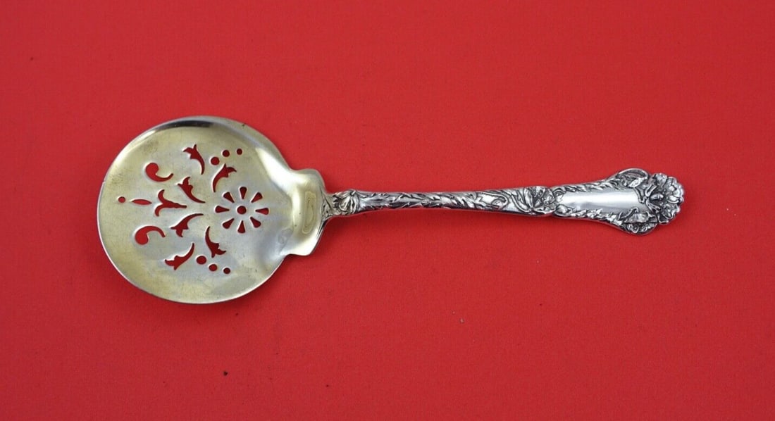 Gorham Poppy Sterling Silver Cucumber Server 6 Inch: Gorham Poppy Sterling Silver Cucumber Server 6 Inch This exquisite cucumber server from the Poppy pattern by Gorham is crafted from sterling silver, showcasing a delicate design inspired by nature. Me
