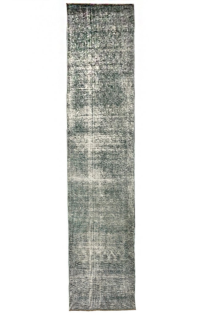 15' Green Vintage Runner Contemporary Low Pile Rug: 15' Green Vintage Runner Contemporary Low Pile Rug Free continental US Shipping Enhance your living space with this 15-foot long vintage runner, featuring a contemporary design in a vibrant green colo