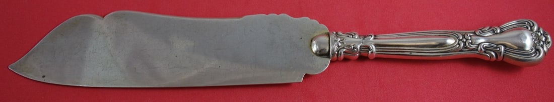 Gorham Chantilly Sterling Silver Ice Cream Slice 12 Inch Serving Piece: Gorham Chantilly Sterling Silver Ice Cream Slice 12 Inch Serving Piece Presenting the Chantilly ice cream slice by Gorham, a stunning serving piece crafted from sterling silver. This heirloom-quality 