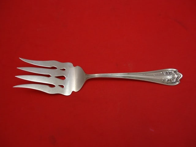 SSMC-Saart Blossom Sterling Silver Cold Meat Fork 8 3/4 inch Serving: SSMC-Saart Blossom Sterling Silver Cold Meat Fork 8 3/4 inch Serving This exquisite cold meat fork from the Blossom pattern by SSMC-Saart is crafted from high-quality sterling silver. Measuring 8 3/4 