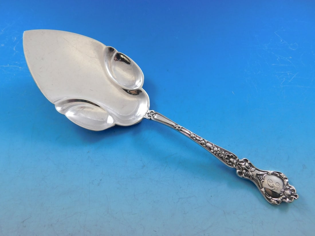 Alvin Nuremburg Sterling Silver Cake Pie Server 8 5/8 Monogrammed: Alvin Nuremburg Sterling Silver Cake Pie Server 8 5/8 Monogrammed Vintage Alvin Nuremburg all-sterling pie server in sterling silver, made in the United States and dated to the 1900-1940 period. This 