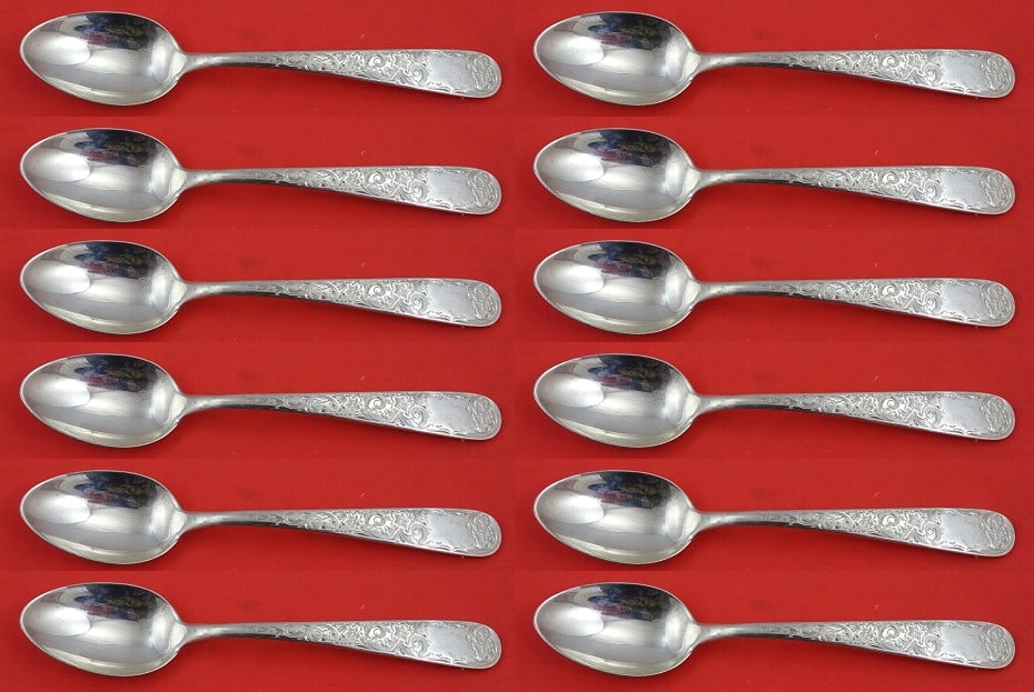 Kirk Old Maryland Engraved Sterling Silver Teaspoon Set of 12 pcs 6 in Flatware: Kirk Old Maryland Engraved Sterling Silver Teaspoon Set of 12 pcs 6 in Flatware Enhance your dining experience with this exquisite set of 12 sterling silver teaspoons, each measuring 6 inches in lengt