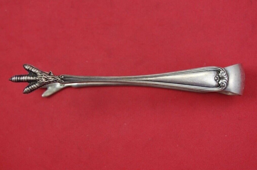 Durgin New Standish Sterling Silver Sugar Tong 4.5 inches (1 of 2)