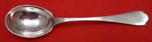 Tiffany Co Foxhead Sterling Silver 6 Inch Sugar Spoon: Tiffany Co Foxhead Sterling Silver 6 Inch Sugar Spoon Sterling silver sugar spoon in the Foxhead pattern by Tiffany & Co. The spoon is not monogrammed and is described as being in excellent pre-owned 