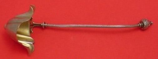 George Sharp Gothic Dome Sterling Silver Sauce Ladle 7.75 Gold Washed with Spouts: George Sharp Gothic Dome Sterling Silver Sauce Ladle 7.75 Gold Washed with Spouts This exquisite sauce ladle features the Gothic Dome pattern by George Sharp, crafted from high-quality sterling silver
