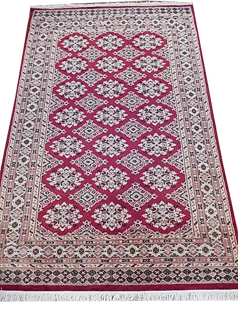 4' x 6' Hand-Knotted Red Jaldar Bokhara Area Rug from Pakistan: 4' x 6' Hand-Knotted Red Jaldar Bokhara Area Rug from Pakistan Free continental US Shipping Introducing the stunning 4' x 6' Red Jaldar Bokhara Rug, a masterpiece of traditional beauty and timeless el