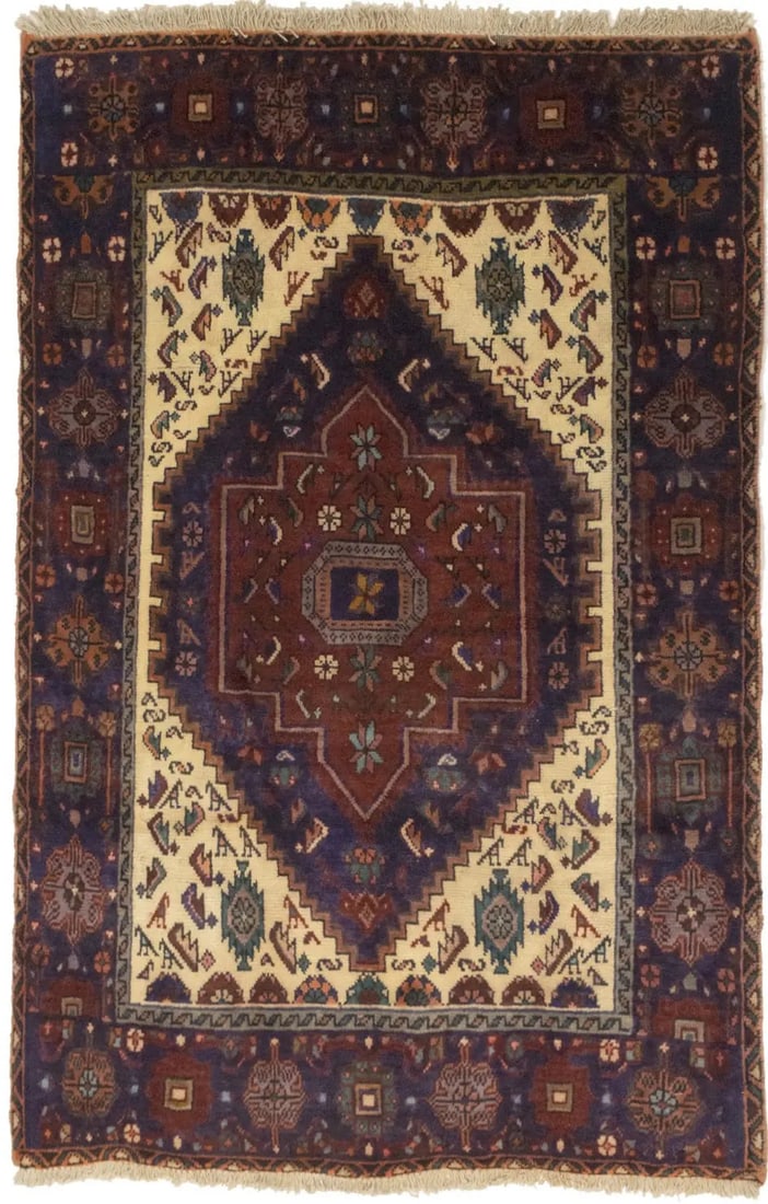 Vintage Bidjar Hand-Knotted Floral Tribal Wool Rug 3'2 x 4'10: Vintage Bidjar Hand-Knotted Floral Tribal Wool Rug 3'2 x 4'10 Enhance your space with this exquisite 3'2" x 4'10" vintage Bidjar oriental rug, showcasing a charming floral tribal pattern. Crafted from