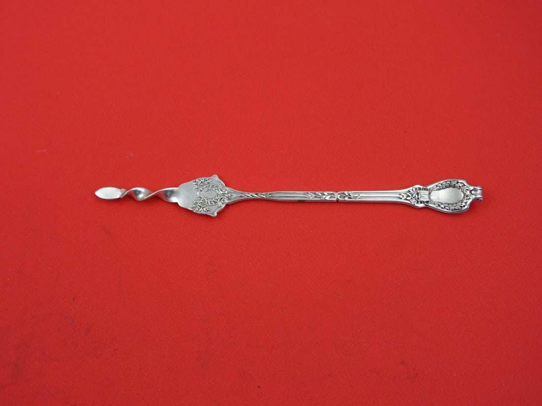 Durgin Du Barry Sterling Silver Butter Pick 6 1/4 Inch Twist Design: Durgin Du Barry Sterling Silver Butter Pick 6 1/4 Inch Twist Design This original Du Barry butter pick by Durgin is crafted from fine sterling silver, showcasing a lovely twist design. Measuring 6 1/4