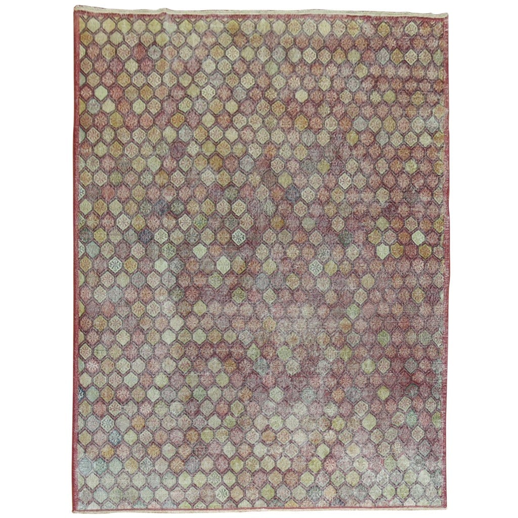 Mid-Century Turkish Art Deco Rug 8'2 x 10'5 Cotton Wool: Mid-Century Turkish Art Deco Rug 8'2 x 10'5 Cotton Wool Enhance your living space with this exquisite Vintage Turkish Deco Rug, showcasing a stunning diamond-shaped motif set against a rich raspberry 