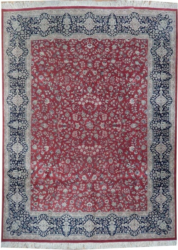 Handcrafted 9 x 12 Tabriz Rug in Rich Red Fine Wool: Handcrafted 9 x 12 Tabriz Rug in Rich Red Fine Wool Free continental US Shipping Add a touch of opulence to your home with this exquisite 9 x 12 High-End Quality Tabriz Rug in rich red tones. Handcraf