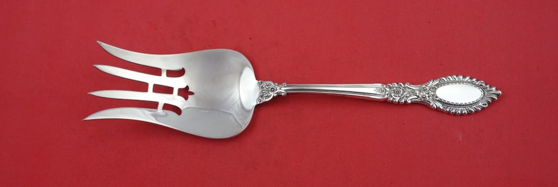 Reed and Barton Guildhall Sterling Silver Salad Serving Fork 9.25": Reed and Barton Guildhall Sterling Silver Salad Serving Fork 9.25" This exquisite sterling silver salad serving fork showcases the elegant Guildhall pattern by Reed and Barton. Measuring 9 1/4 inches 