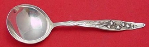 Whiting Lily of the Valley Sterling Silver Bouillon Soup Spoon 5 Inch: Whiting Lily of the Valley Sterling Silver Bouillon Soup Spoon 5 Inch This exquisite bouillon soup spoon features the elegant "Lily of the Valley" pattern by Whiting, crafted from high-quality sterlin