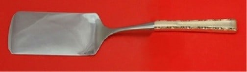 Lunt Madrigal Sterling Silver 11 Inch Lasagna Server Custom Hollow Handle: Lunt Madrigal Sterling Silver 11 Inch Lasagna Server Custom Hollow Handle Introducing the Madrigal by Lunt Sterling Silver Lasagna Server, a beautifully crafted kitchen tool that combines elegance and