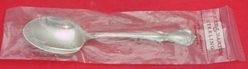 Reed & Barton Rose Cascade Sterling Silver Serving Spoon 8.5": Reed & Barton Rose Cascade Sterling Silver Serving Spoon 8.5" Presenting the exquisite Rose Cascade Serving Spoon by Reed & Barton, crafted from high-quality sterling silver. This 8 1/2" spoon feature