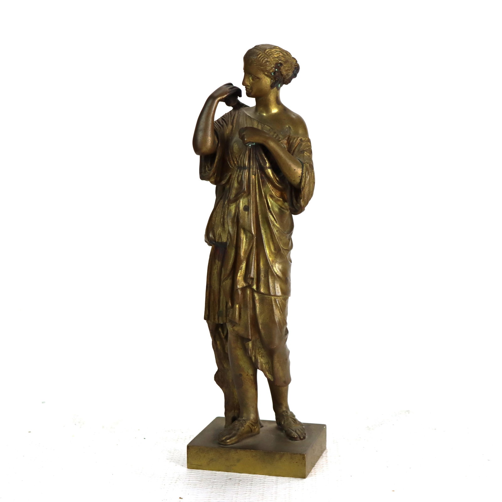 Late 19th Century Bronze Diana Sculpture in Classical Grand Tour Style: Late 19th Century Bronze Diana Sculpture in Classical Grand Tour Style This antique Barbedienne bronze sculpture represents the classical figure of Diana and dates to circa 1890. Crafted in bronze, th