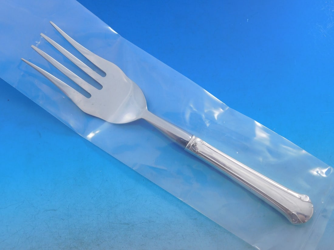 Towle Chippendale Sterling Silver Buffet Fork Custom Made 8 7/8": Towle Chippendale Sterling Silver Buffet Fork Custom Made 8 7/8" This exquisite Chippendale buffet fork by Towle is a stunning addition to any dining collection. Made from high-quality sterling silver