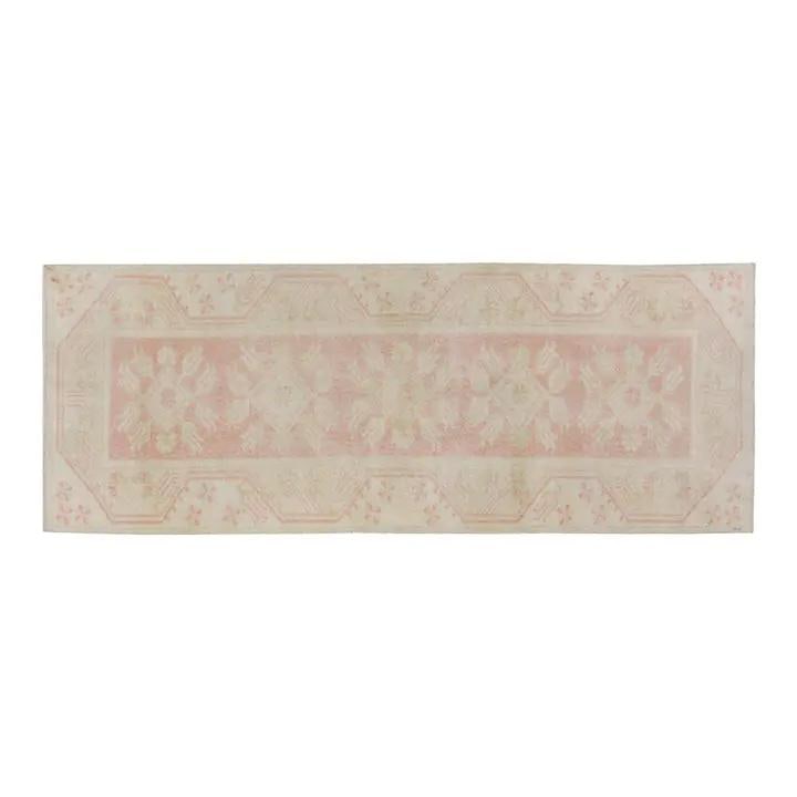 Anatolian Wool Runner Handcrafted Vintage Turkish Rug 2'5" x 6'7": Anatolian Wool Runner Handcrafted Vintage Turkish Rug 2'5" x 6'7" This vintage Turkish Anatolian rug is hand-knotted from wool using traditional techniques, combining timeless craftsmanship with a mod