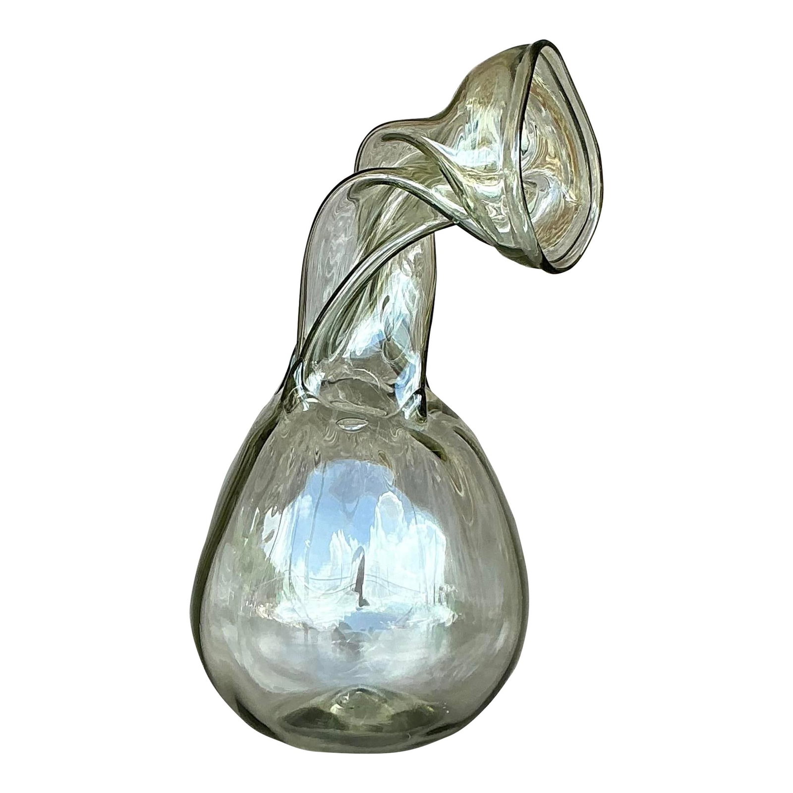 Vintage Boho Signed Twisted Neck Blown Glass Vase 8.5in Sand: Vintage Boho Signed Twisted Neck Blown Glass Vase 8.5in Sand This vintage Boho twisted neck blown glass vase showcases exquisite American craftsmanship. The unique twisted neck design, paired with vib