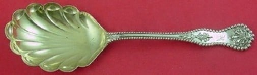Dominick & Haff Charles II Sterling Silver Fluted Berry Spoon 7 3/4": Dominick & Haff Charles II Sterling Silver Fluted Berry Spoon 7 3/4" This exquisite serving spoon is a sterling silver berry spoon in the elegant Charles II pattern by Dominick & Haff. Crafted between