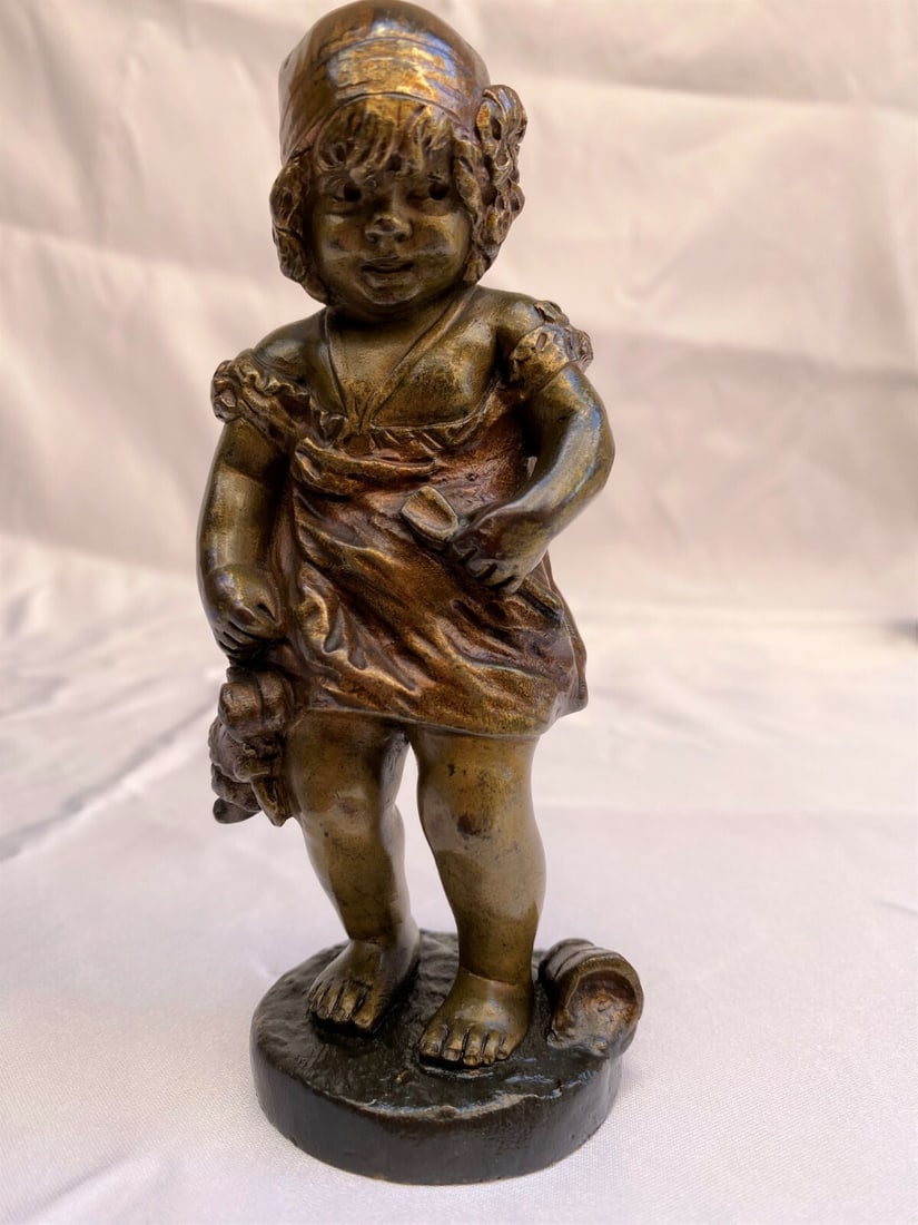 Bronze Statue of Girl with Doll by Juan Clara 1900 (1 of 12)