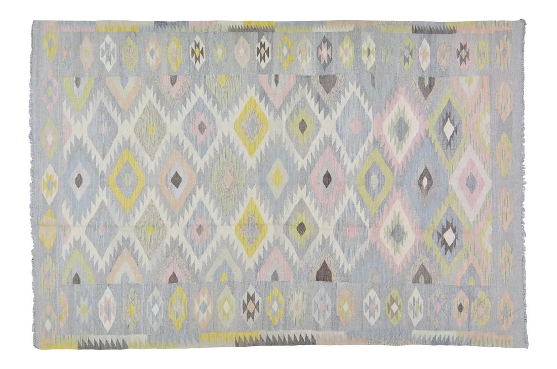 Vintage Maimana Kilim Afghan Tribal Rug Organic Wool Natural Colors 5'5" x 8'1": Vintage Maimana Kilim Afghan Tribal Rug Organic Wool Natural Colors 5'5" x 8'1" This vintage Afghan Maimana tribal kilim features a hand-woven geometric pattern crafted from organic wool and natural c