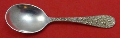 Stieff Rose Sterling Silver Baby Spoon 4.5 Inches Antique: Stieff Rose Sterling Silver Baby Spoon 4.5 Inches Antique This exquisite sterling silver baby spoon is part of the Rose pattern by Stieff, crafted between 1850 and 1899. Measuring 4 1/2" in length, th