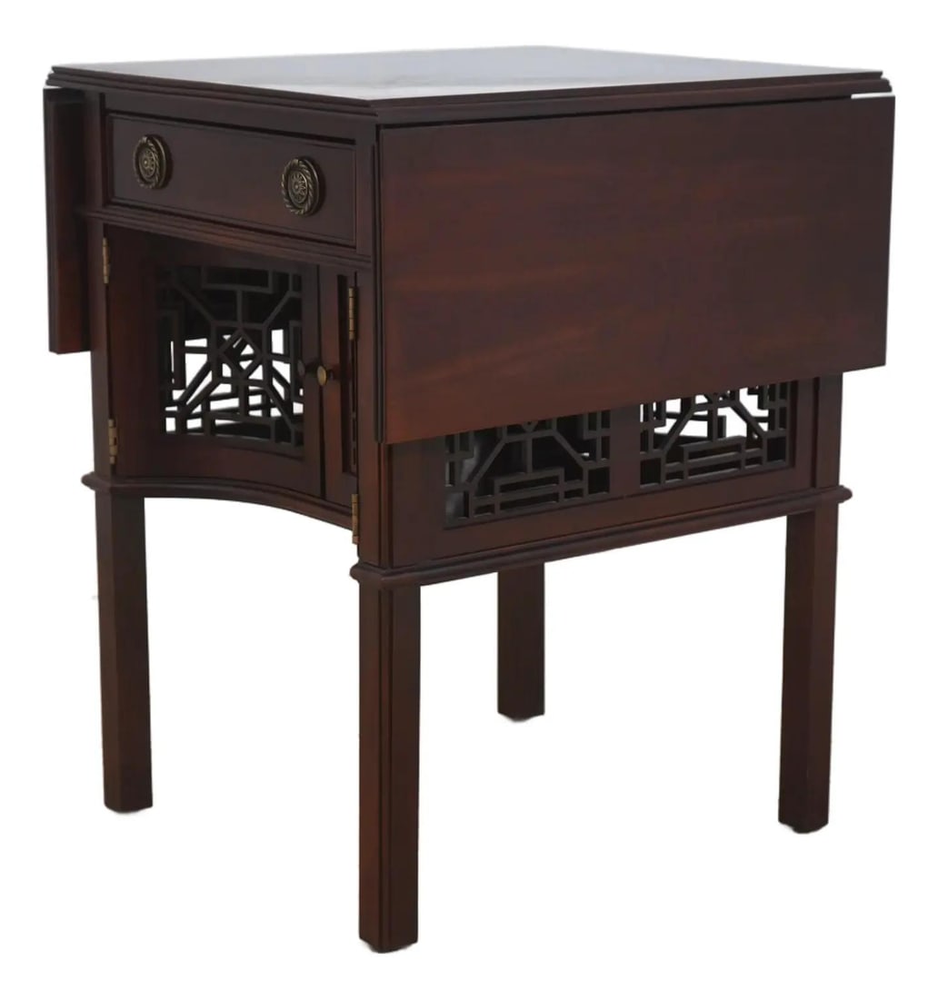Craftique mahogany Chippendale style Pembroke table with 2 drawers (1 of 10)
