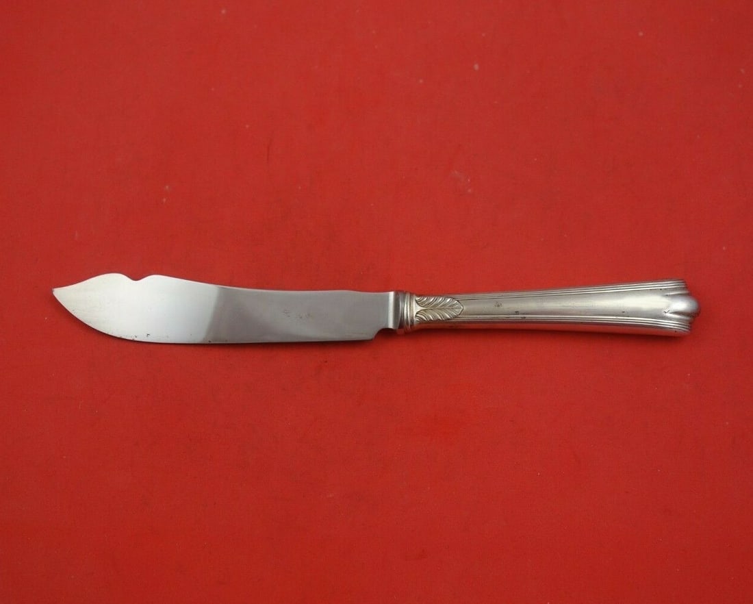 Lunt American Directoire Sterling Silver Fish Knife 9 Inch: Lunt American Directoire Sterling Silver Fish Knife 9 Inch This American Directoire fish knife, crafted by Lunt, features a sterling silver hollow handle and a durable stainless steel blade. Measuring