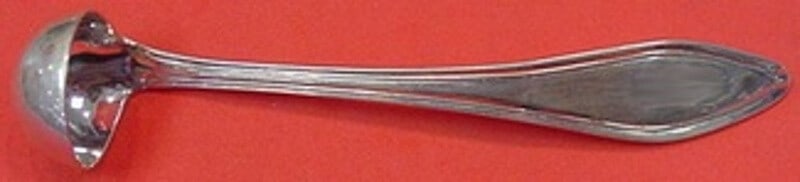 Towle Mary Chilton Sterling Silver Custom Mustard Ladle 4 3/8 inches: Towle Mary Chilton Sterling Silver Custom Mustard Ladle 4 3/8 inches This exquisite custom-made mustard ladle is crafted in sterling silver and features the elegant Mary Chilton pattern by Towle. Meas