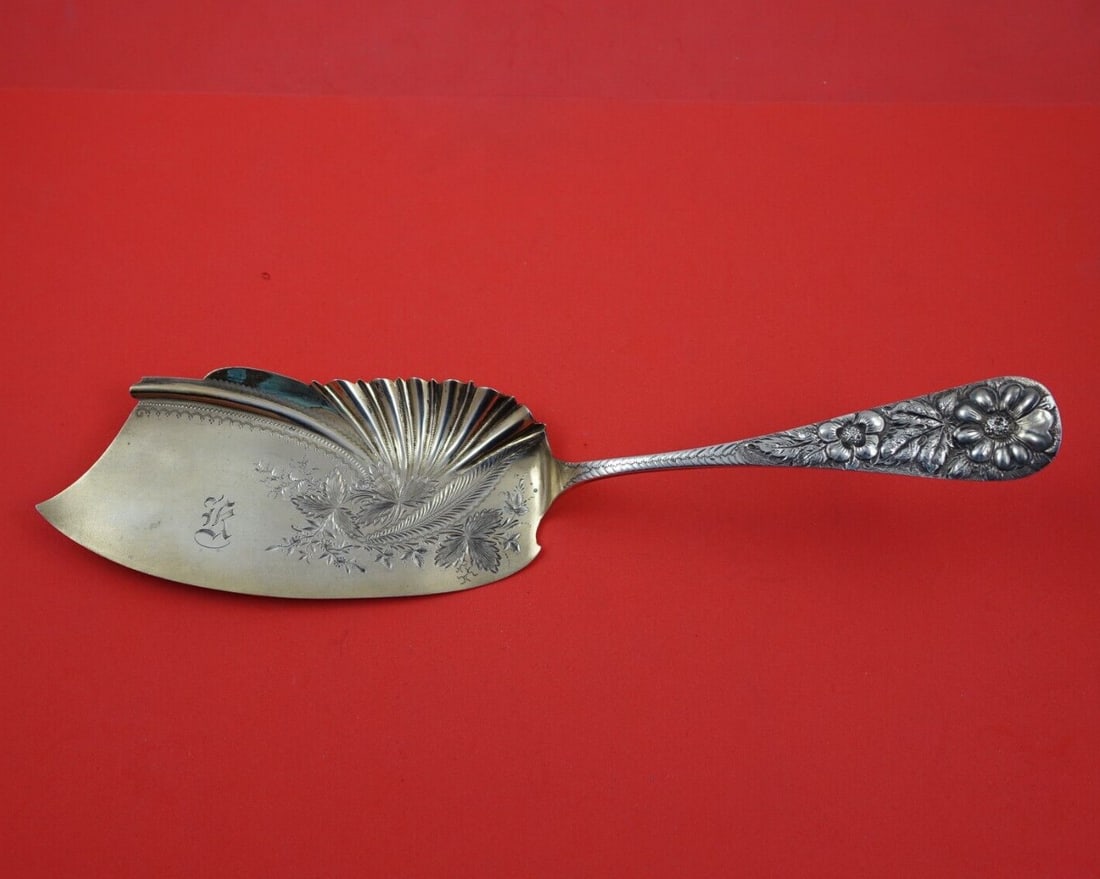 Mead & Robbins Repousse Sterling Silver Ice Cream Slice 11 3/4" Monogrammed (1 of 3)
