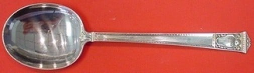Tiffany & Co San Lorenzo Sterling Silver Gumbo Soup Spoon 7.25 inches: Tiffany & Co San Lorenzo Sterling Silver Gumbo Soup Spoon 7.25 inches This exquisite gumbo soup spoon, crafted in the San Lorenzo pattern by Tiffany & Co., measures 7 1/4 inches and showcases the