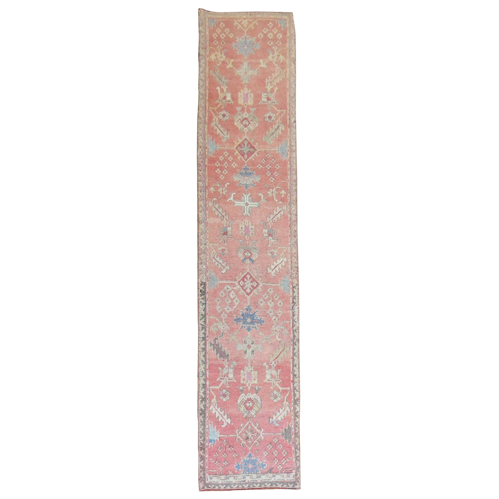 Antique Pink Turkish Oushak Runner Wool Hand-Woven 2'5'' x 11'5'': Antique Pink Turkish Oushak Runner Wool Hand-Woven 2'5'' x 11'5'' This exquisite antique Turkish Oushak runner features a beautiful predominant pink shade, perfectly embodying the classic Schoolhouse 
