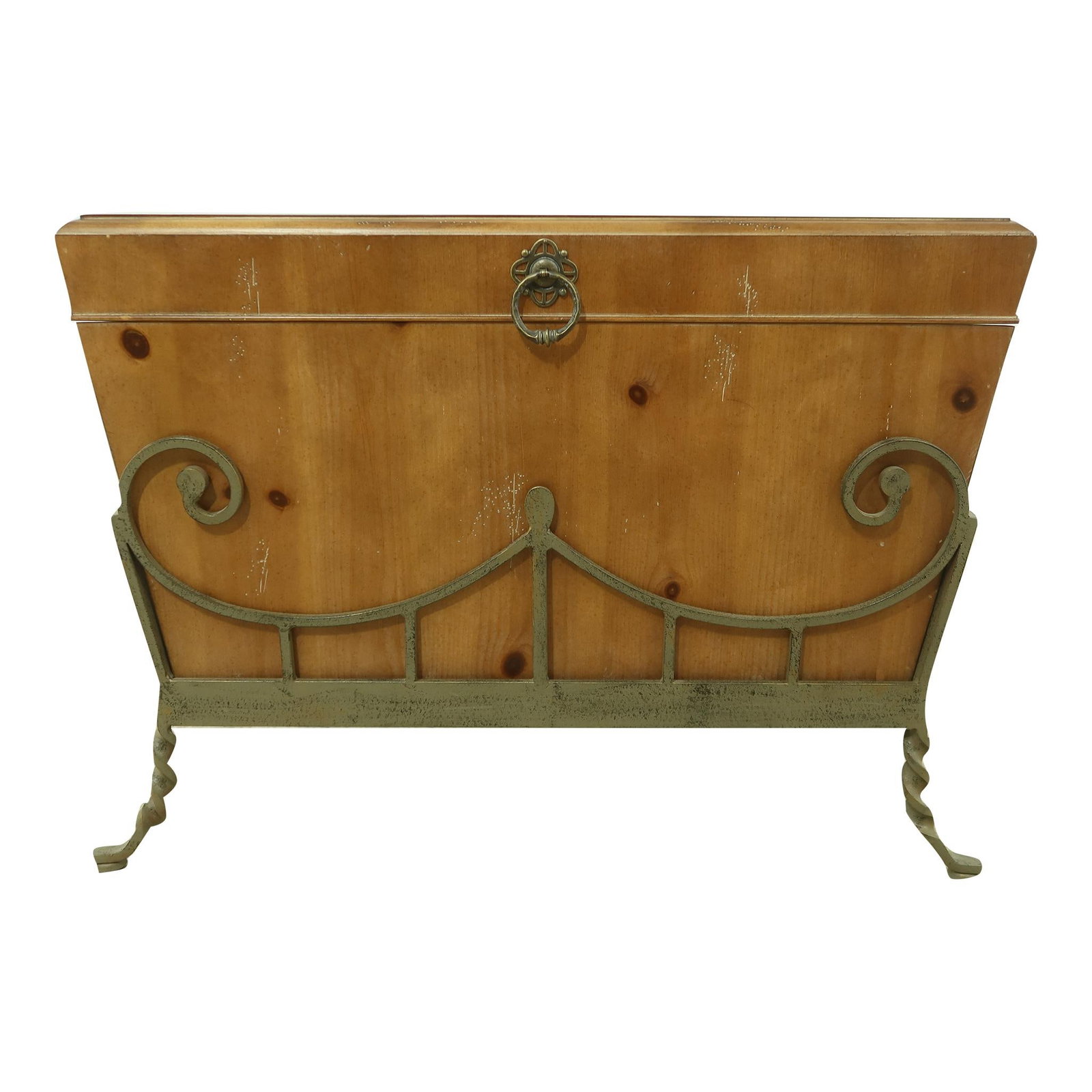 Rustic Country Pine Flip Top Coffee Table Chest with Iron Base: Rustic Country Pine Flip Top Coffee Table Chest with Iron Base This charming Country Pine Flip Top Iron Base Coffee Table Chest combines functionality and rustic appeal. With a factory-distressed fini