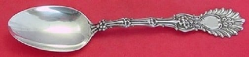Whiting Radiant Sterling Silver Place Soup Spoon 6 3/4 Inch: Whiting Radiant Sterling Silver Place Soup Spoon 6 3/4 Inch This is a sterling silver place soup spoon in the Radiant pattern by Whiting. Measuring 6 3/4 inches in length, this elegant flatware piece 