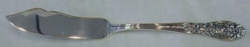 Easterling Southern Grandeur Sterling Silver 7 Master Butter Knife: Easterling Southern Grandeur Sterling Silver 7 Master Butter Knife This exquisite Southern Grandeur master butter knife features a flat handle crafted from high-quality sterling silver, measuring 7 in