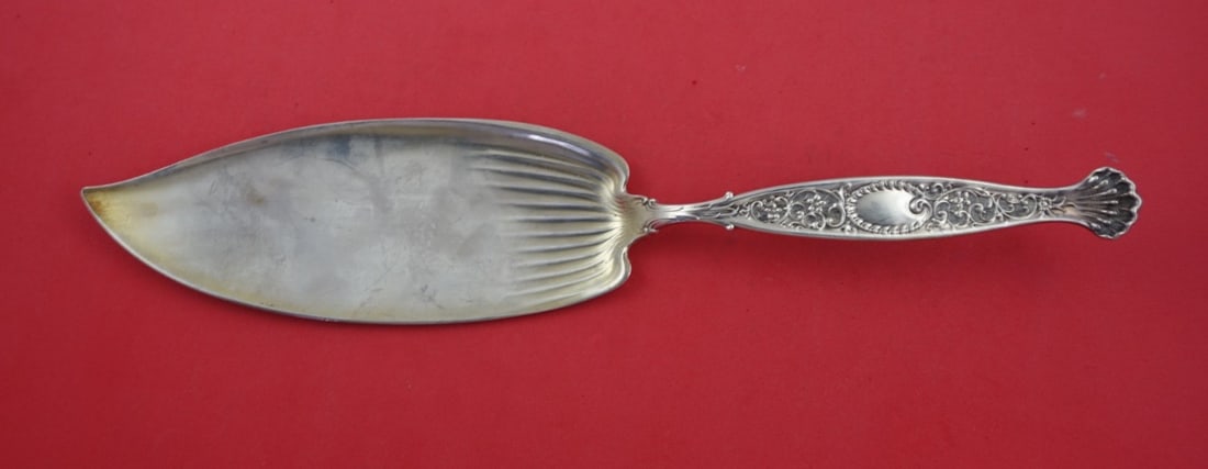 Whiting Hyperion Sterling Silver Fish Server 13 Inch: Whiting Hyperion Sterling Silver Fish Server 13 Inch Presenting the exquisite Hyperion fish server, crafted by Whiting in sterling silver. This elegant serving piece measures 13 inches and showcases